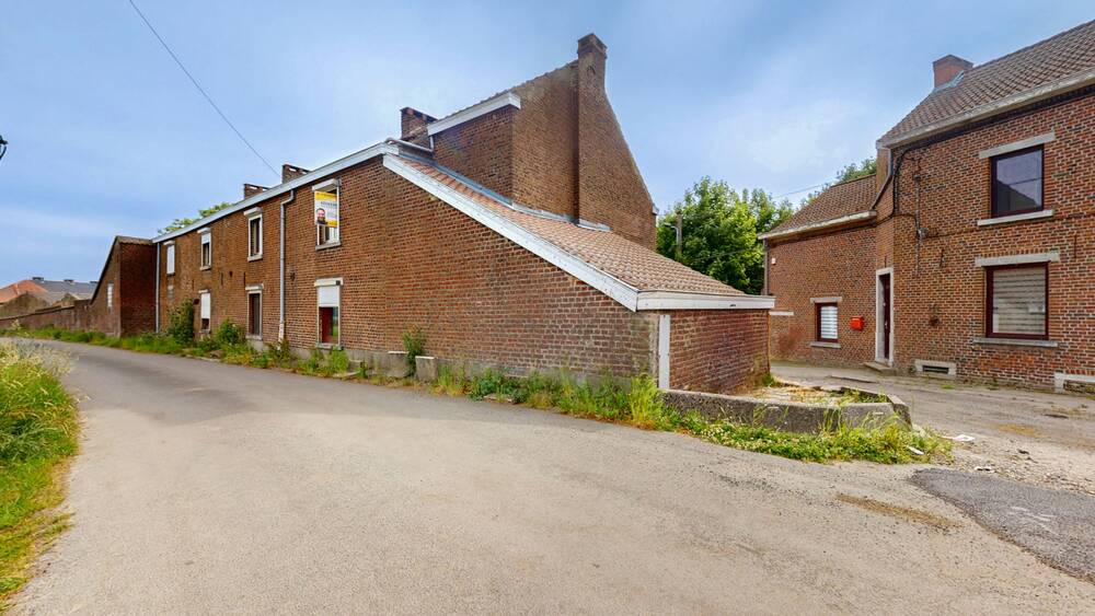 Maison à vendre à Roux 6044 179000.00€ 3 chambres 184.00m² - annonce 492049