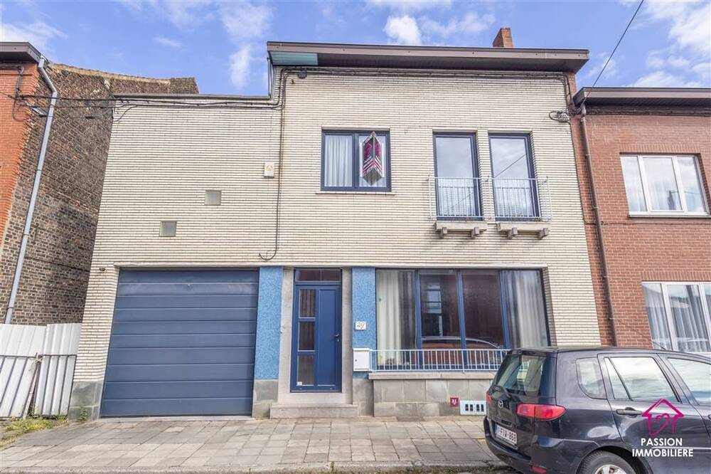 Maison à vendre à Montignies-sur-Sambre 6061 179000.00€ 3 chambres 256.00m² - annonce 493597