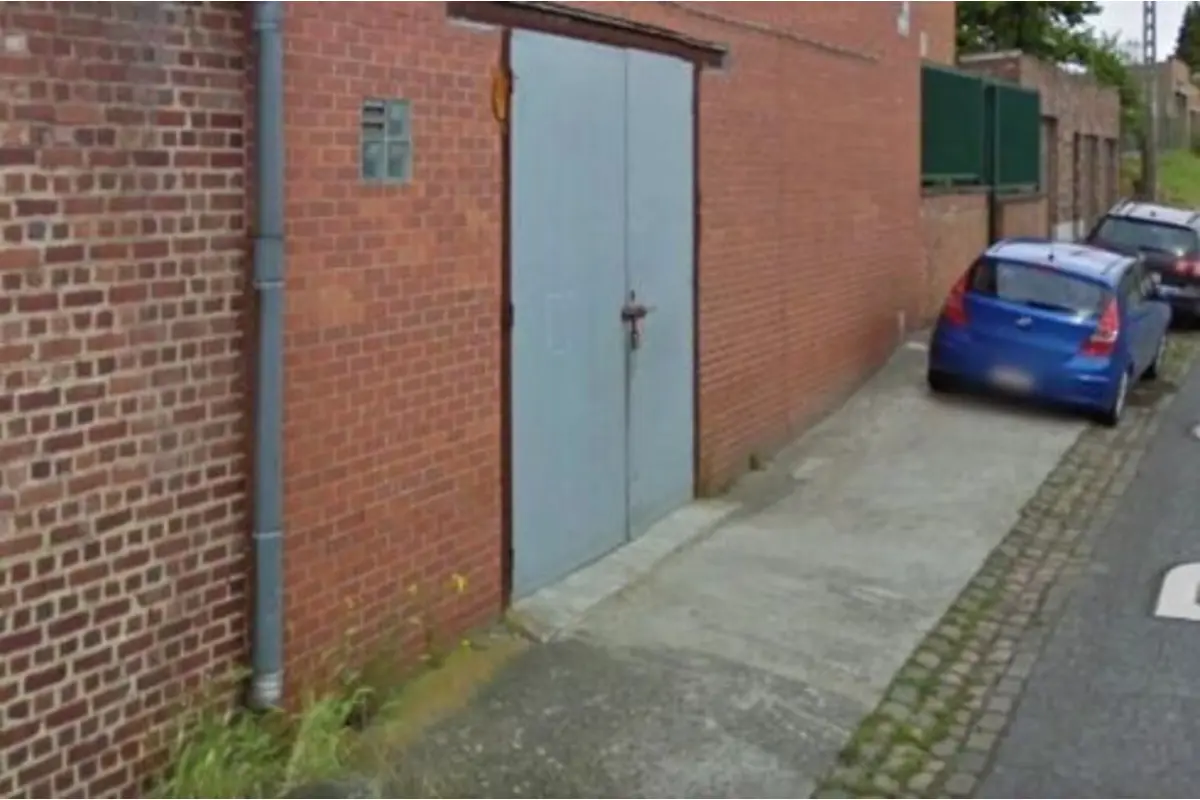 Commerce à louer à Chapelle-lez-Herlaimont 7160 1375.00€ 0 chambres m² - annonce 493588