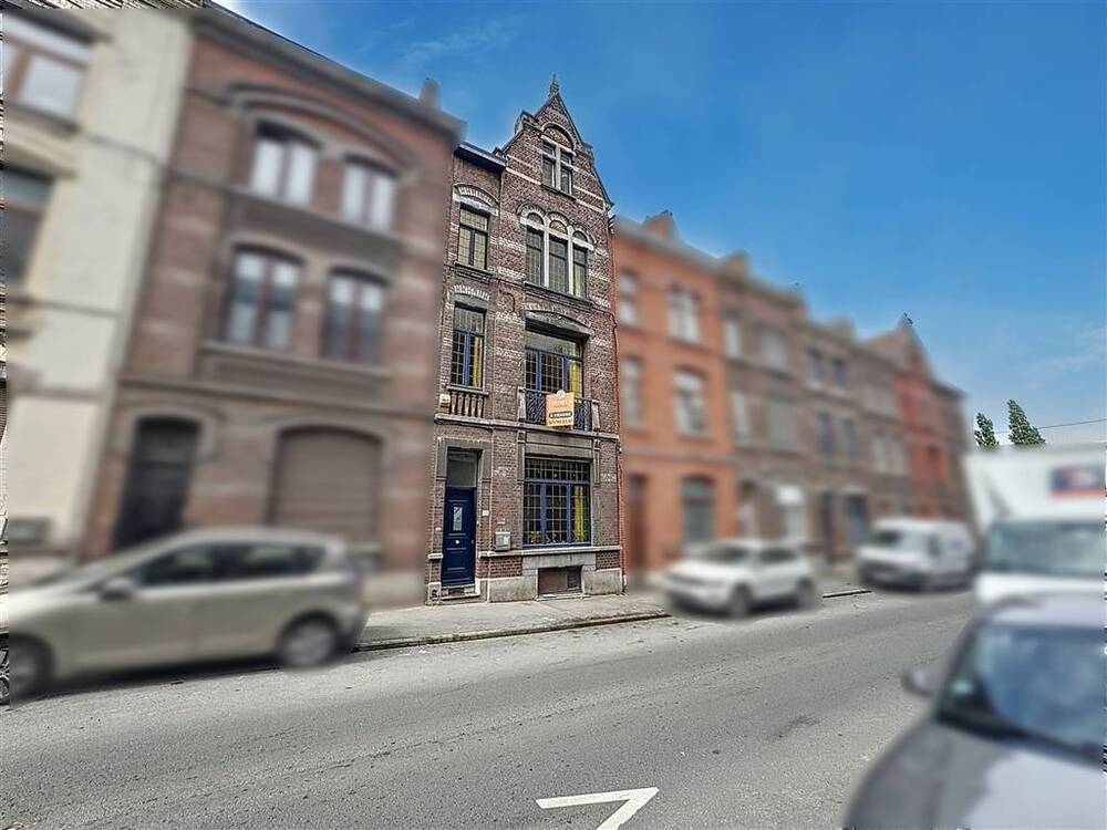Maison à vendre à Charleroi 6000 235000.00€ 6 chambres 267.00m² - annonce 504990