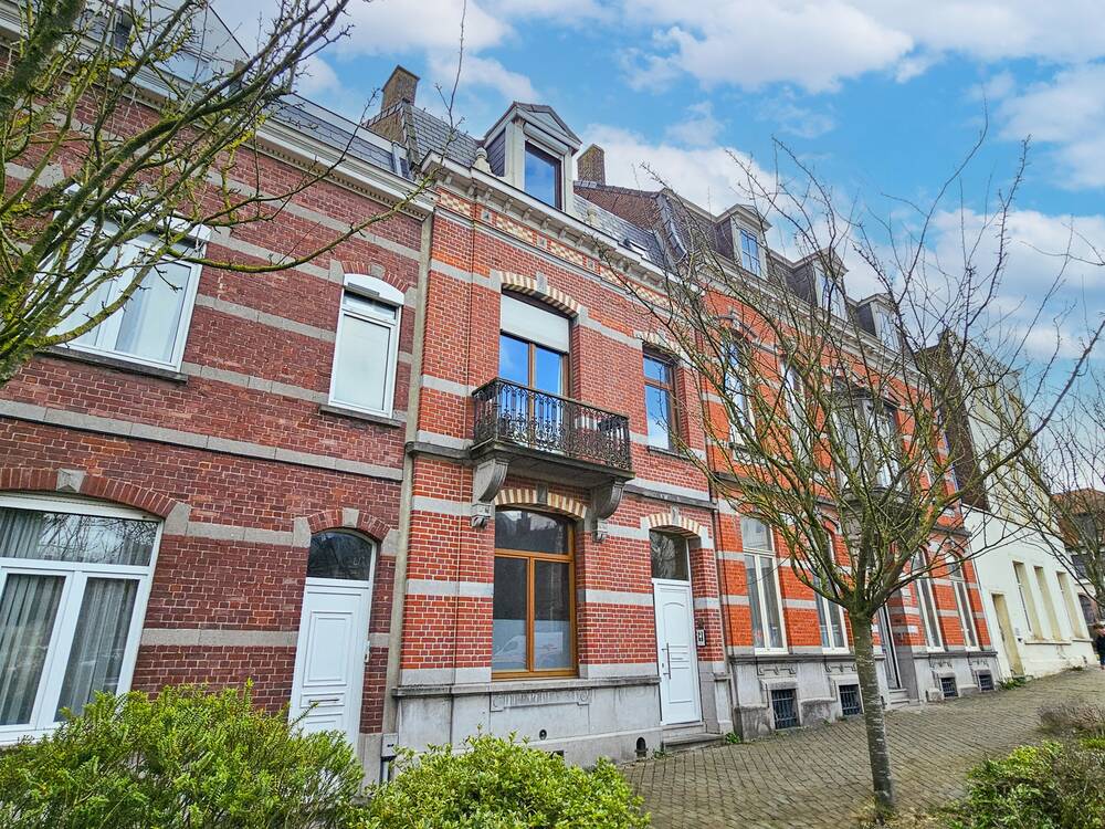 Maison de maître à vendre à Tournai 7500 299000.00€ 6 chambres 261.00m² - annonce 533817