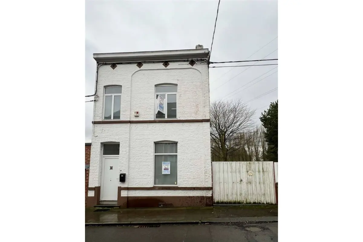 Maison à vendre à Monceau-sur-Sambre 6031 178000.00€ 3 chambres 205.00m² - annonce 660785