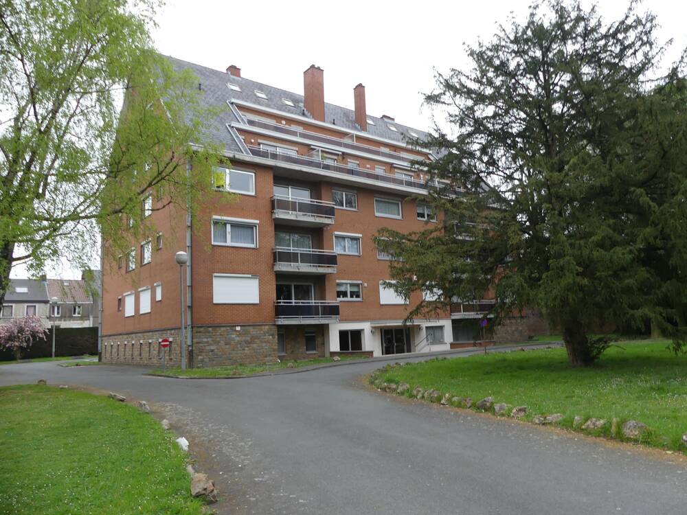 Appartement à vendre à Houdeng-Goegnies 7110 102500.00€ 2 chambres 99.00m² - annonce 503810