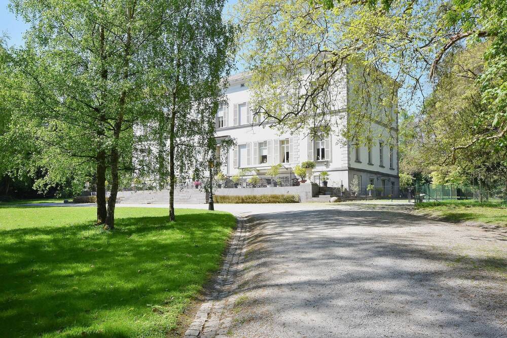 Maison à vendre à Manage 7170 0.00€ 10 chambres 1500.00m² - annonce 504097