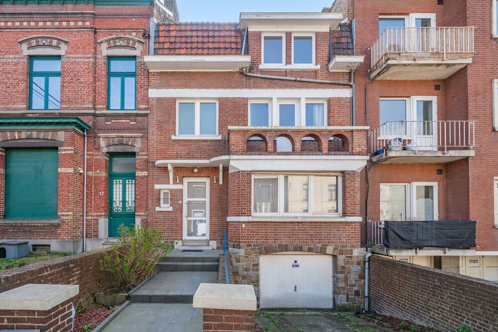 Maison à vendre à Mont-sur-Marchienne 6032 289000.00€ 5 chambres 174.00m² - annonce 503863