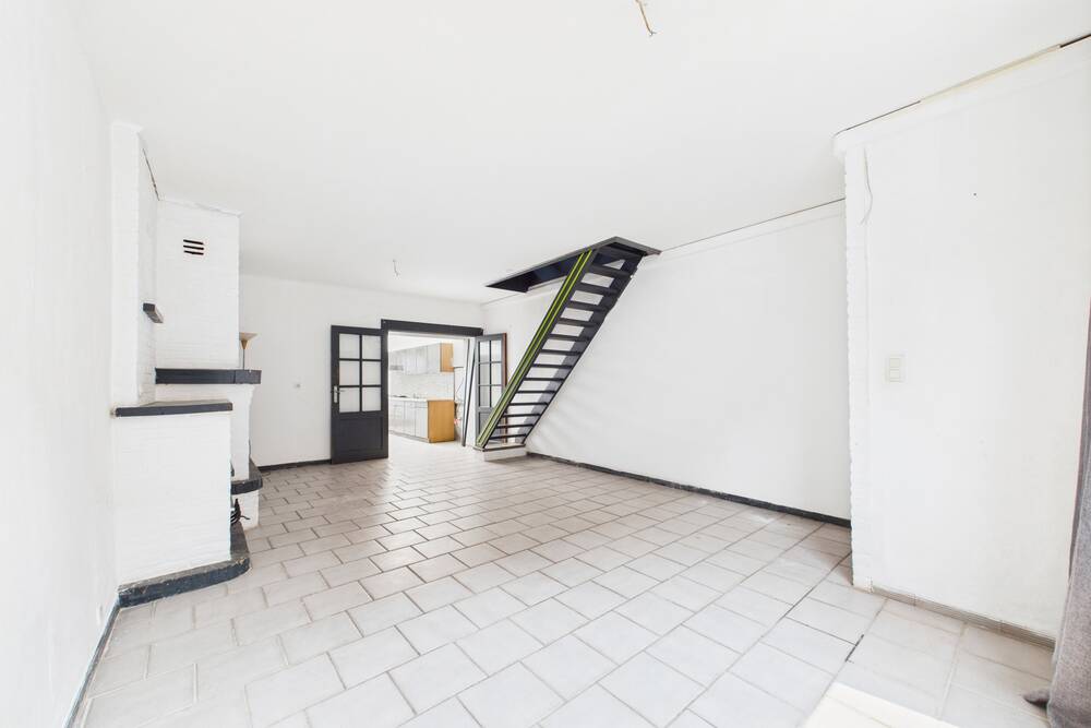 Maison à vendre à Mouscron 7700 139000.00€ 2 chambres 121.00m² - annonce 502468