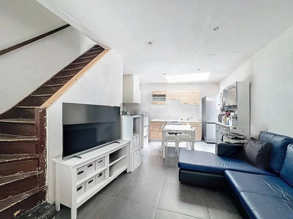 Maison à vendre à Couillet 6010 99000.00€ 1 chambres 115.00m² - annonce 502530