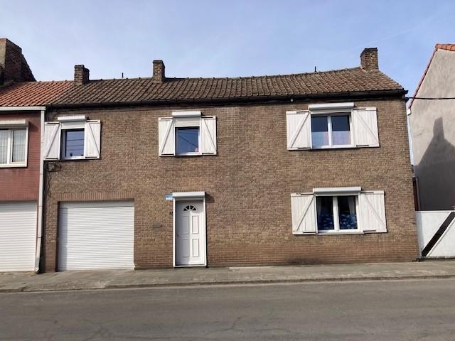 Maison à vendre à Marchienne-au-Pont 6030 160000.00€ 4 chambres m² - annonce 502637