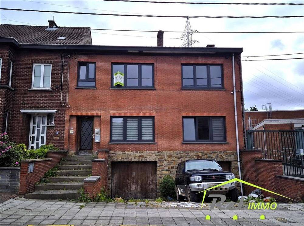 Maison à vendre à Gilly 6060 149000.00€ 4 chambres 180.00m² - annonce 502740