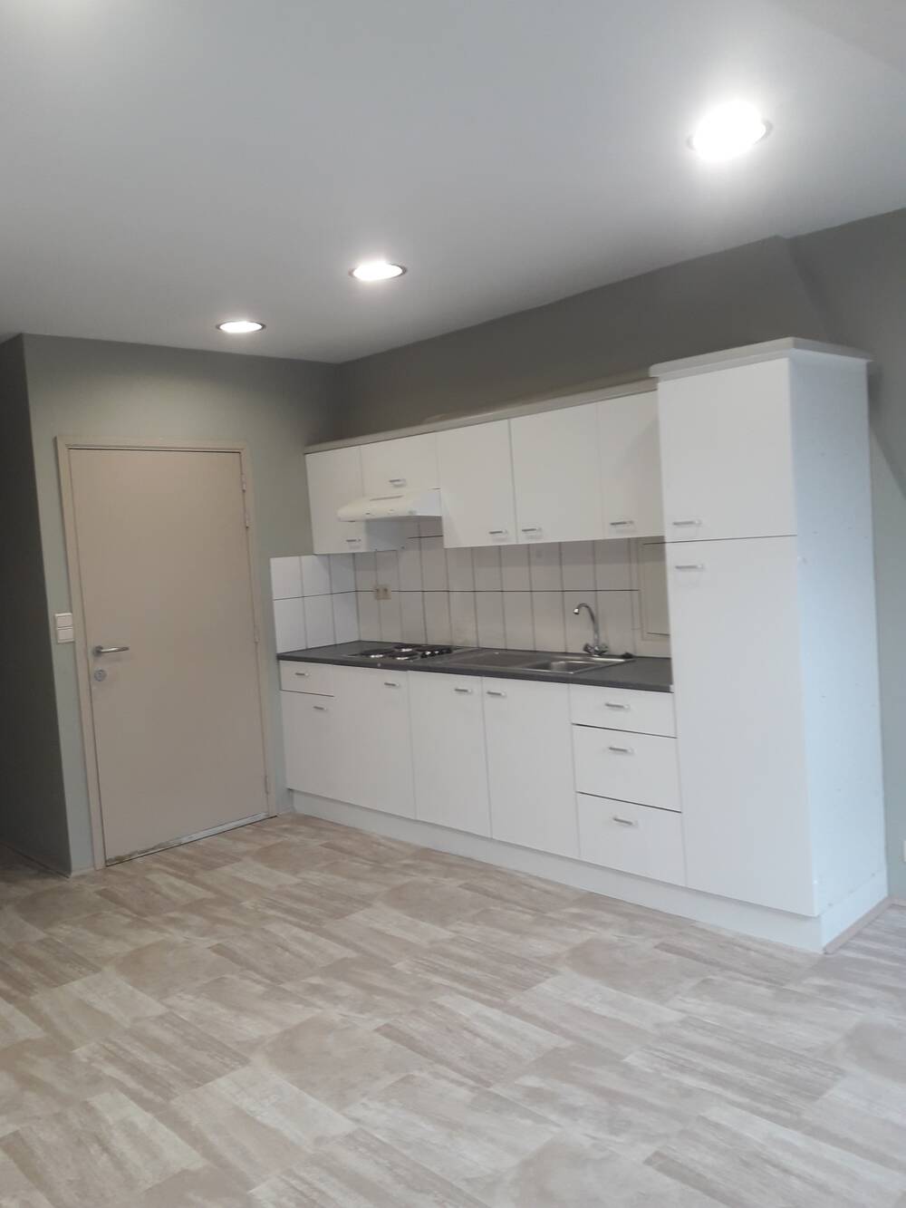 Appartement à louer à Gosselies 6041 640.00€ 1 chambres 53.00m² - annonce 594074