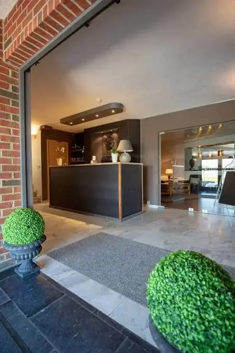 Commerce à vendre à Gosselies 6041 2240000.00€ chambres 1100.00m² - annonce 501769