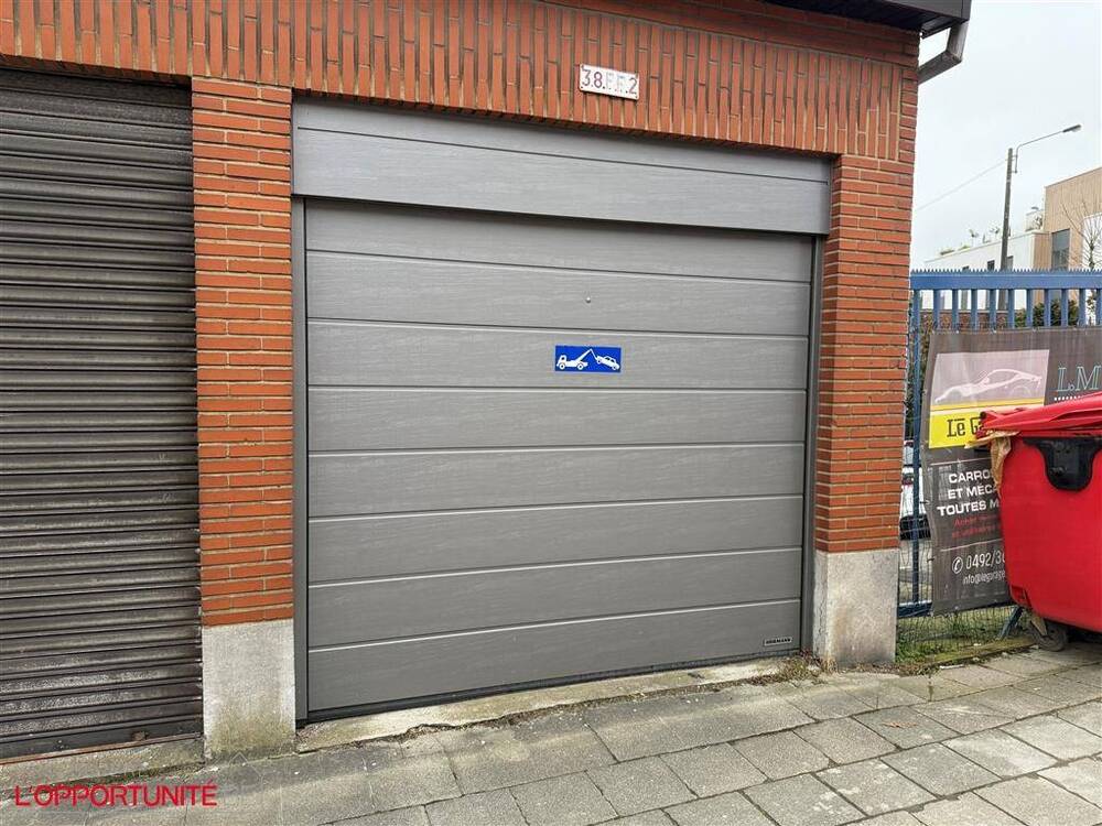 Parking / garage à vendre à La Louvière 7100 20000.00€ chambres m² - annonce 501223