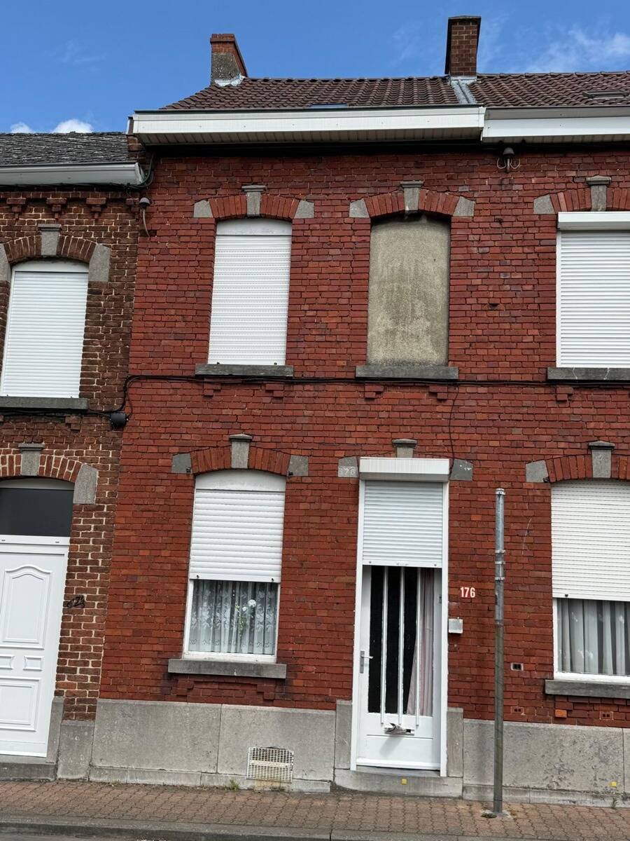 Maison à à Hornu 7301 98000.00€ 2 chambres 122.00m² - annonce 500411