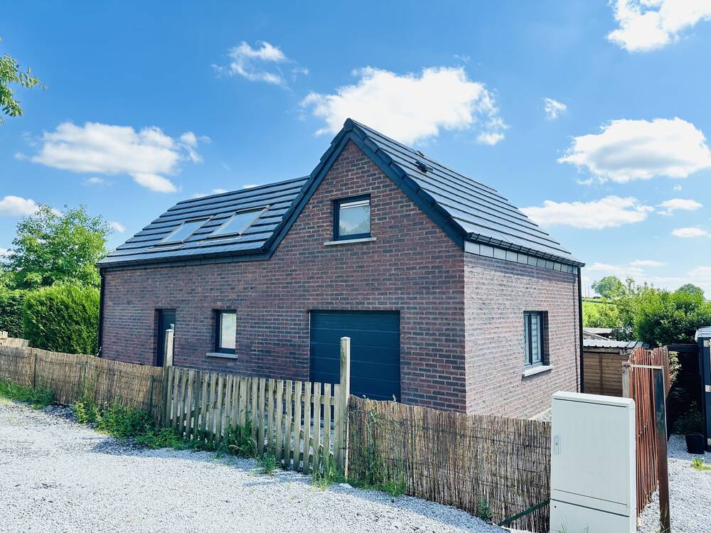 Maison à vendre à Froidchapelle 6440 175000.00€ 2 chambres 94.00m² - annonce 500428