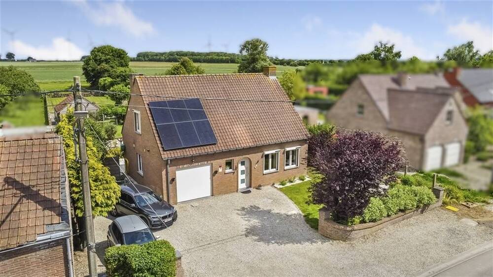 Maison à vendre à Bury 7602 340000.00€ 3 chambres 174.00m² - annonce 499861