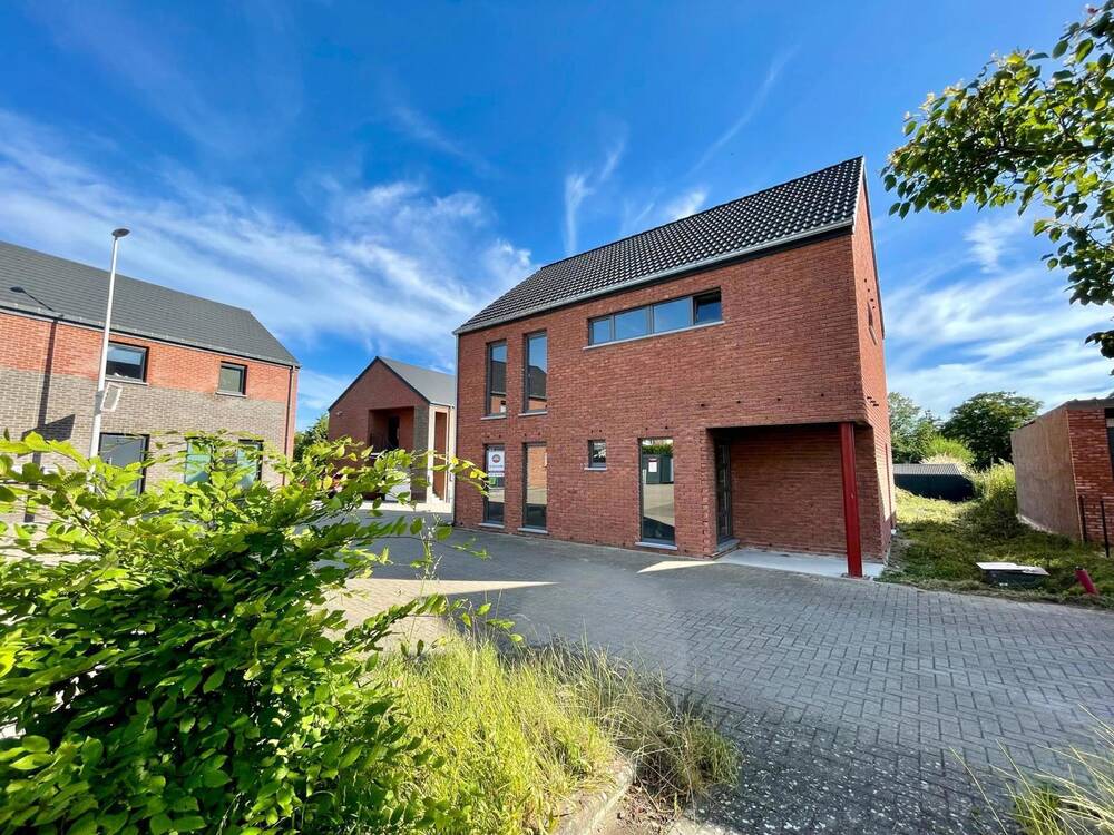 Maison à vendre à Thuin 6530 260000.00€ 3 chambres 120.00m² - annonce 500287