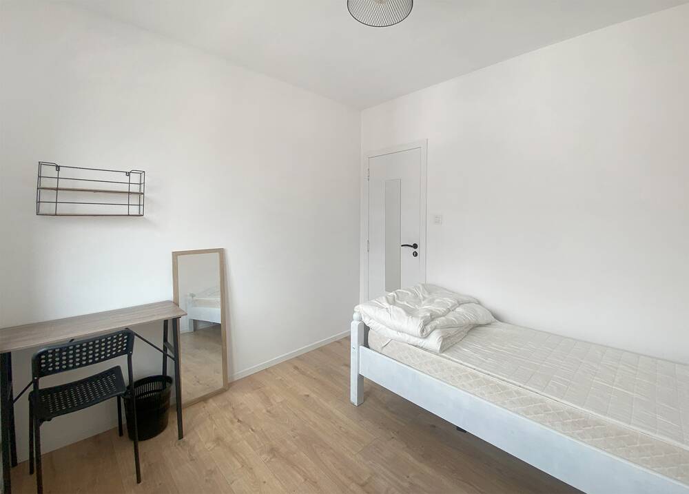 Maison à louer à Gilly 6060 400.00€ 4 chambres 191.00m² - annonce 498211