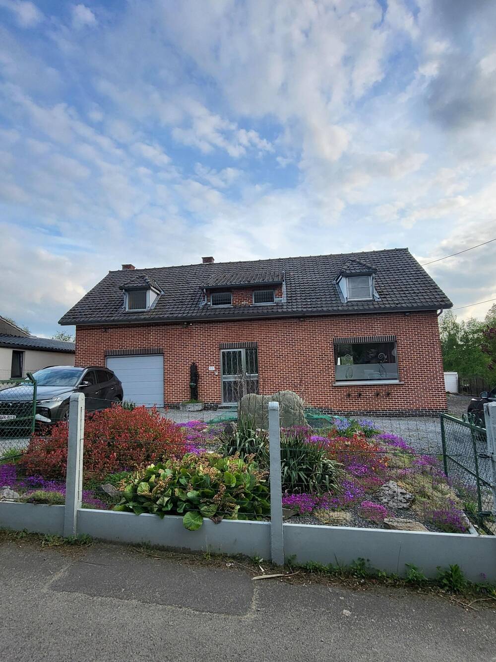 Maison à vendre à Leval-Trahegnies 7134 230000.00€ 4 chambres m² - annonce 496912