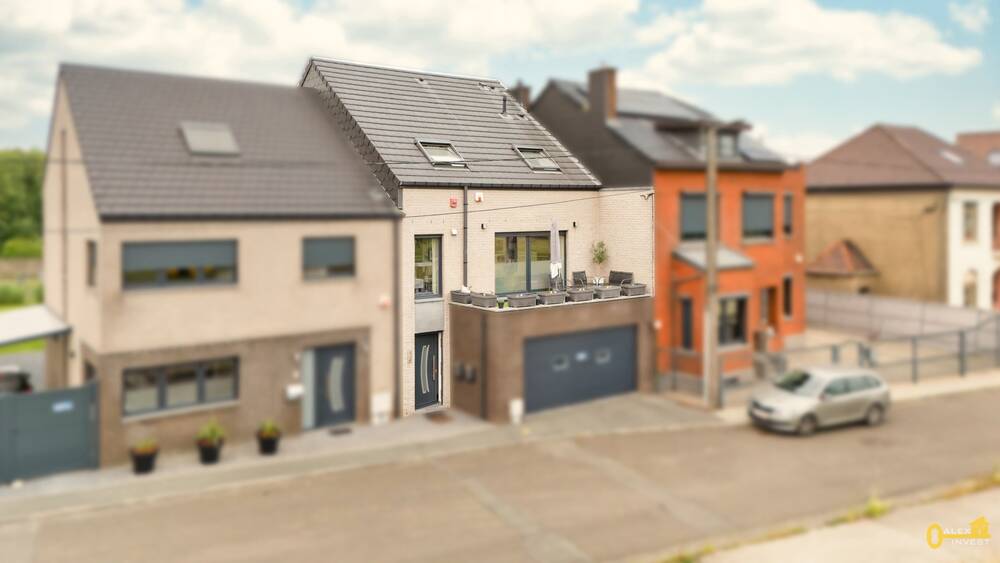 Duplex à à Strépy-Bracquegnies 7110 195000.00€ 2 chambres 125.00m² - annonce 496551