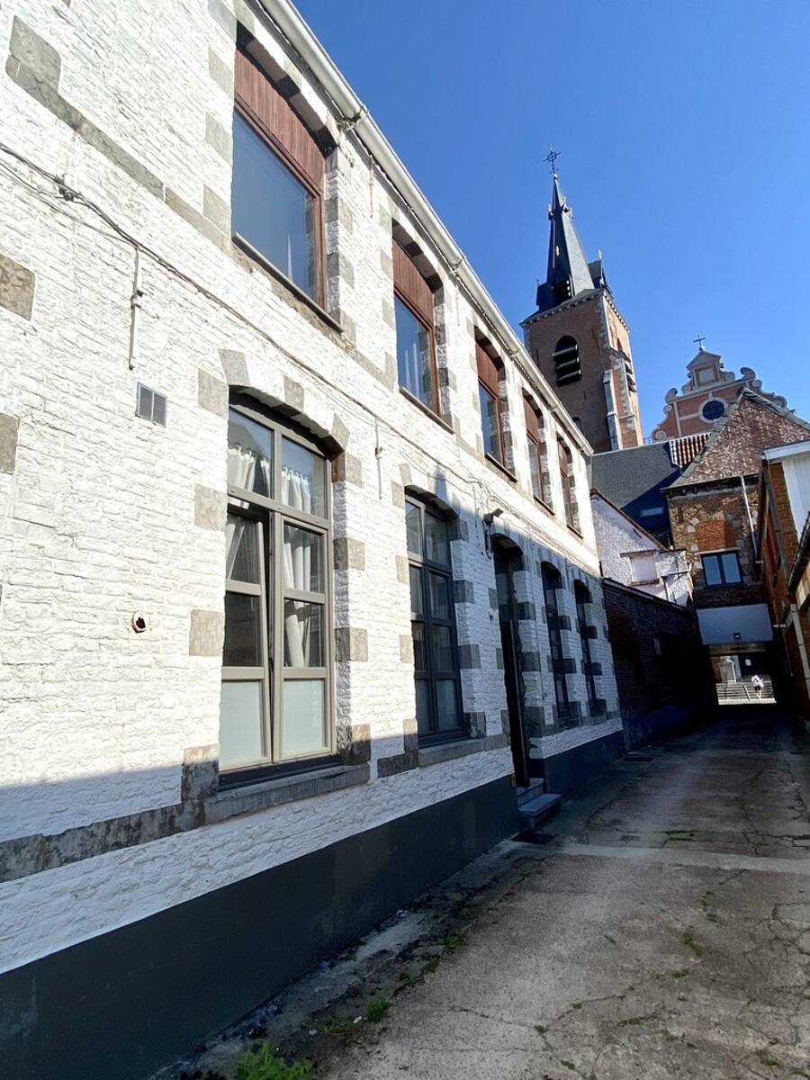 Appartement à louer à Mons 7000 610.00€ 1 chambres 55.00m² - annonce 496701