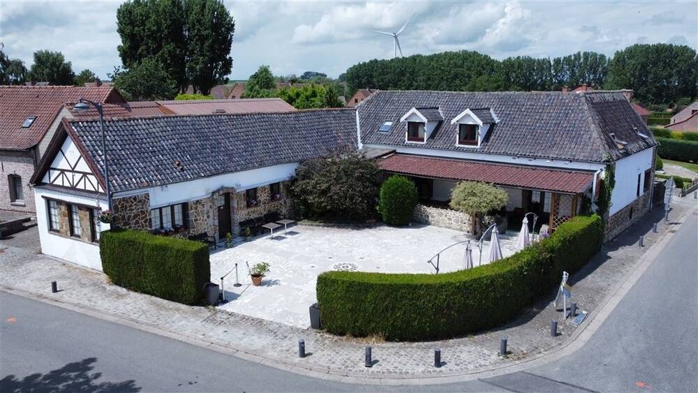 Maison à vendre à Rebaix 7804 675000.00€ 7 chambres 395.00m² - annonce 495881
