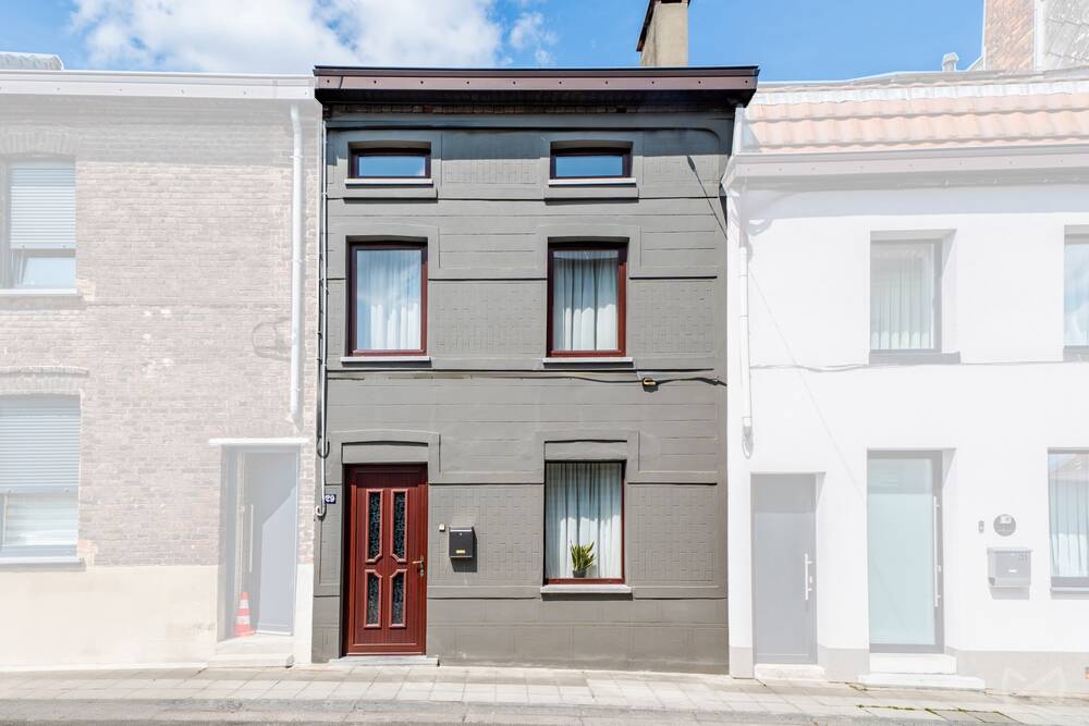 Villa à à Couillet 6010 227000.00€ 3 chambres 132.00m² - annonce 495713