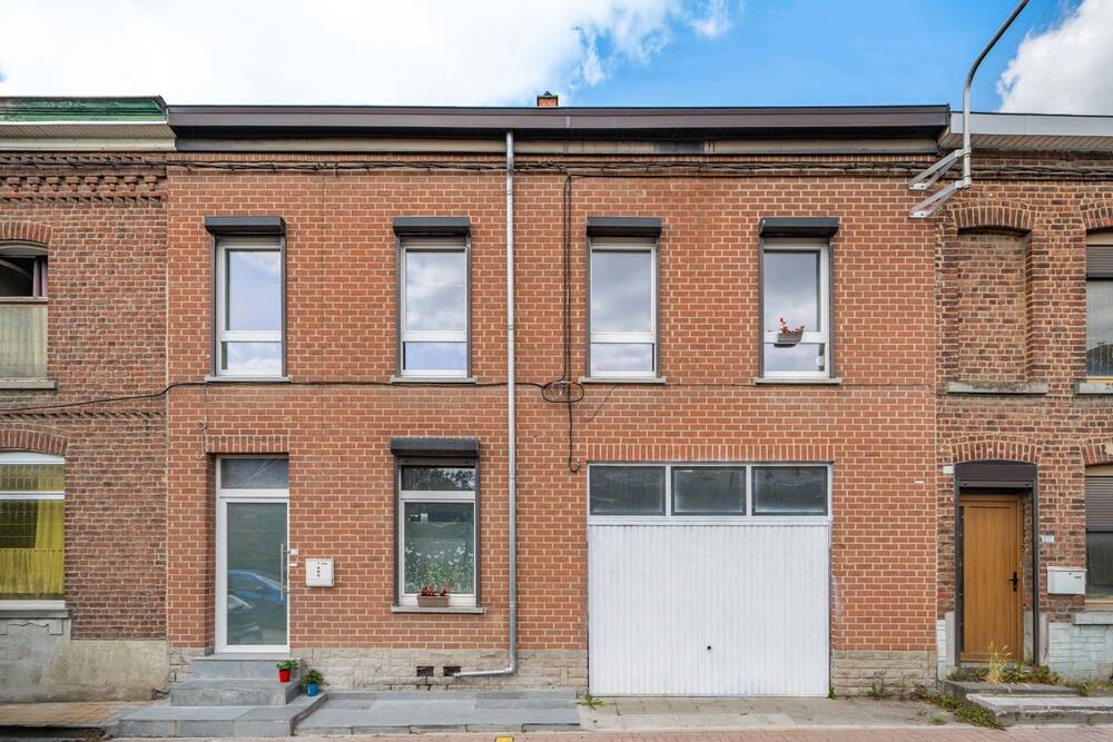 Maison à vendre à Forchies-la-Marche 6141 270000.00€ 6 chambres 237.00m² - annonce 495499