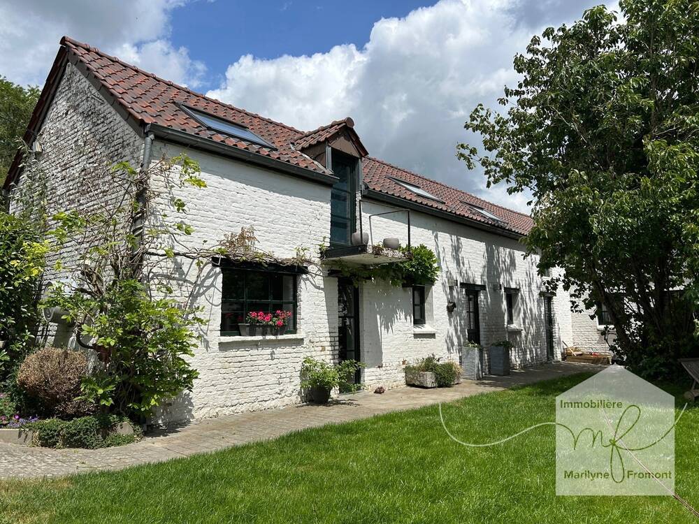 Maison à louer à Leval-Trahegnies 7134 750.00€ 2 chambres 111.00m² - annonce 495510