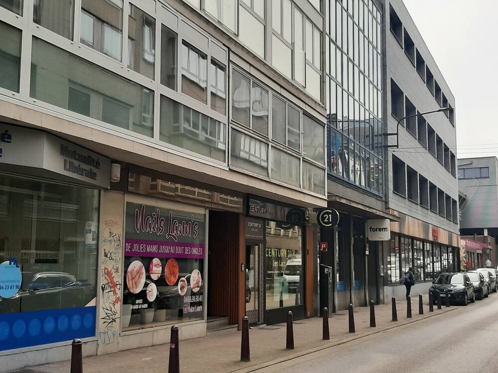 Appartement à louer à Charleroi 6000 660.00€ 2 chambres 71.00m² - annonce 494631