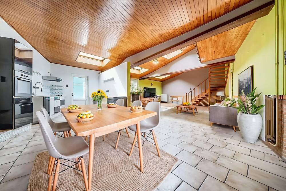 Maison à vendre à Strée 6511 197500.00€ 3 chambres 241.00m² - annonce 494756