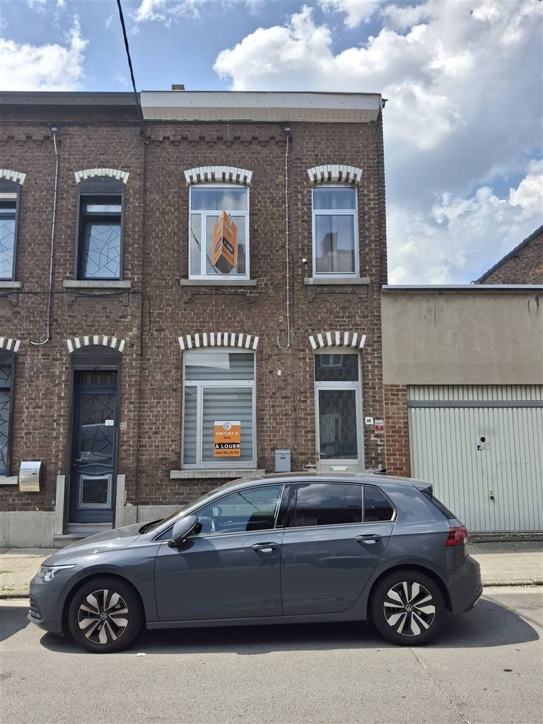 Maison à louer à Haine-Saint-Pierre 7100 750.00€ 2 chambres m² - annonce 494102