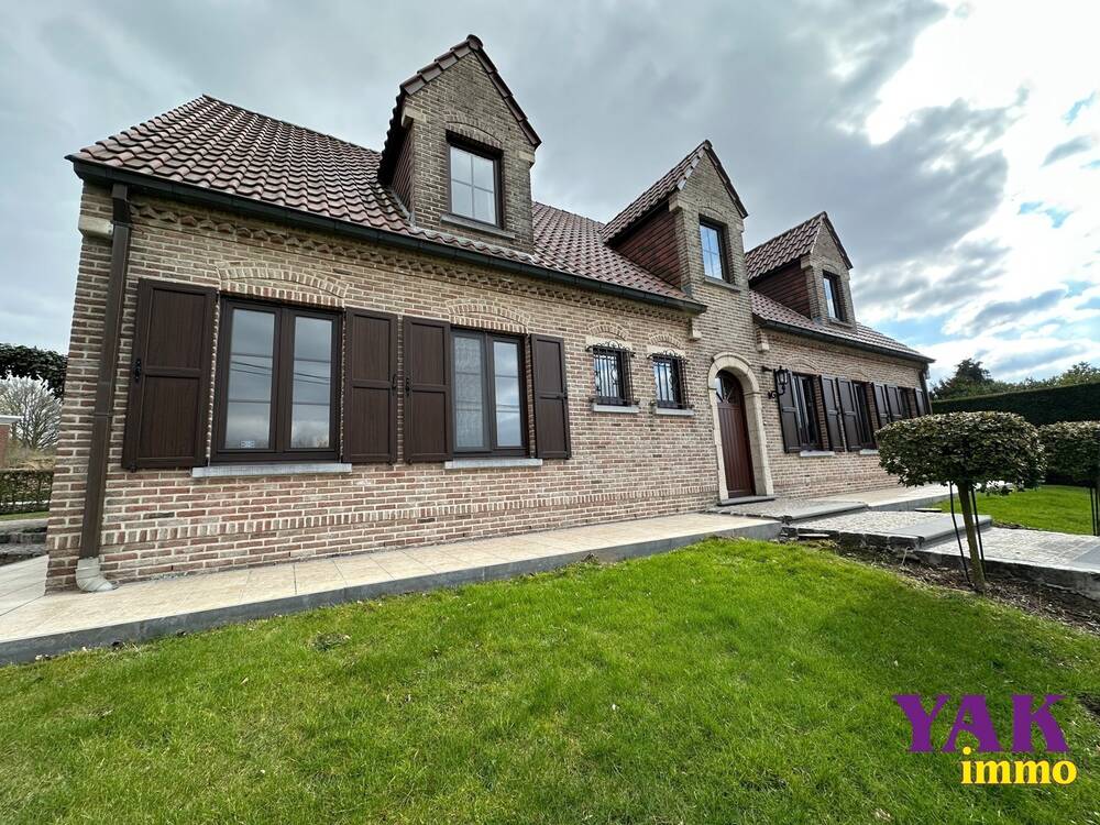 Villa à louer à Enghien 7850 1950.00€ 4 chambres 235.00m² - annonce 505804