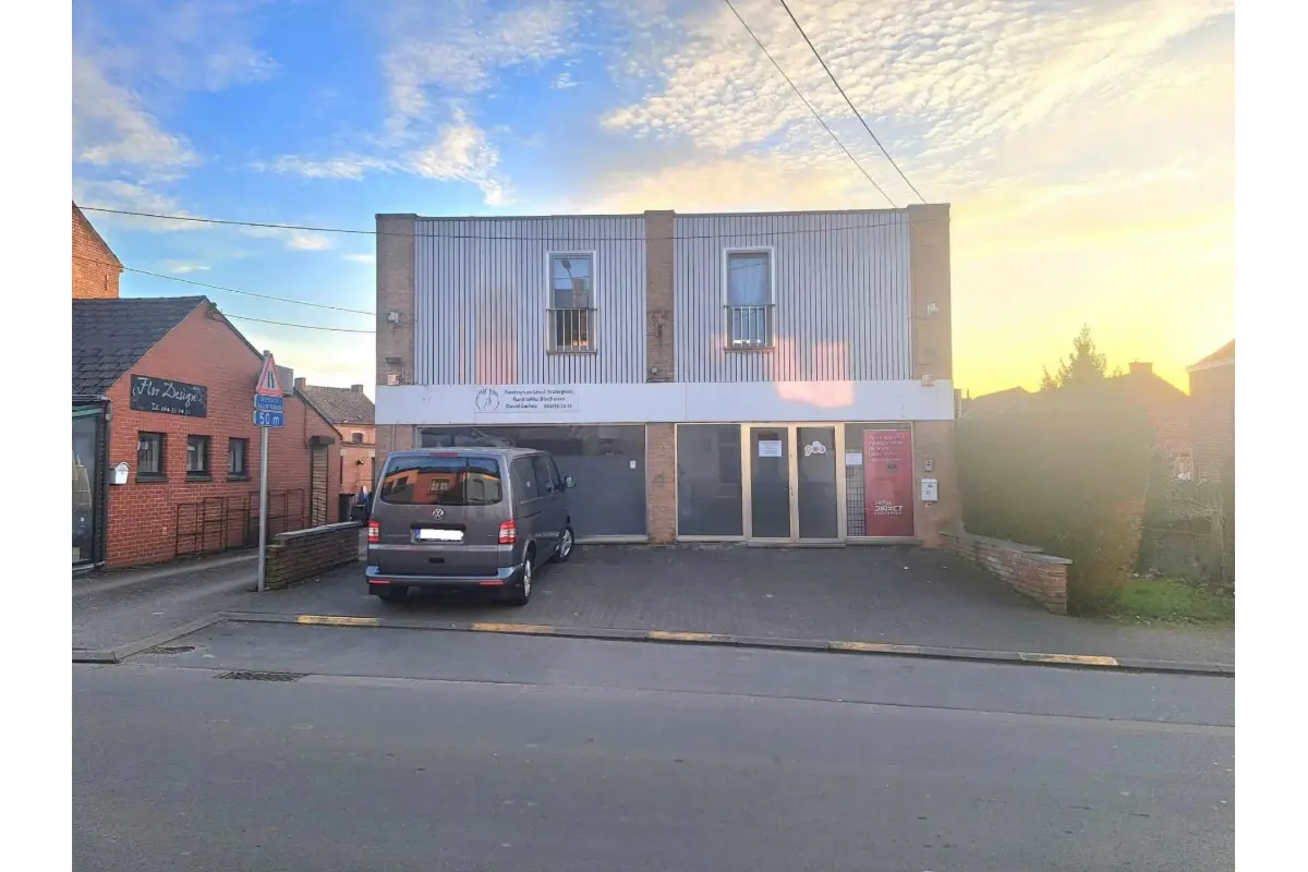 Immeuble mixte à vendre à Binche 7130 275000.00€ 3 chambres 260.00m² - annonce 506141