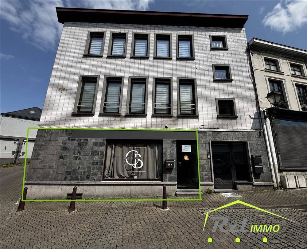 Commerce à louer à Fontaine-l'Evêque 6140 195.00€  chambres m² - annonce 506472