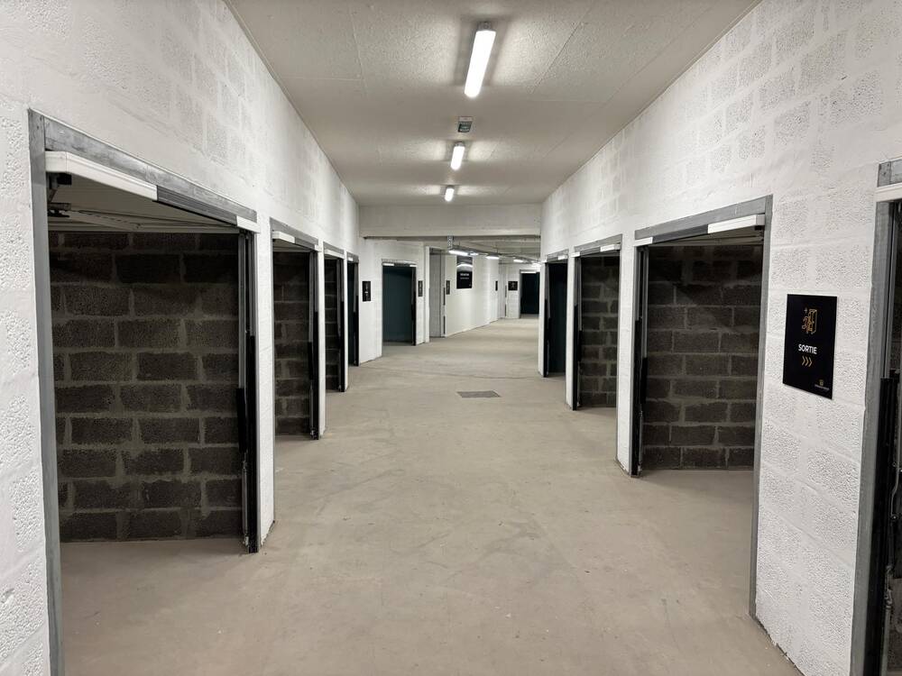 Parking / garage à louer à Marcinelle 6001 110.00€ chambres m² - annonce 507947