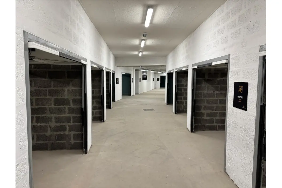 Parking / garage à louer à Marcinelle 6001 110.00€  chambres m² - annonce 663415