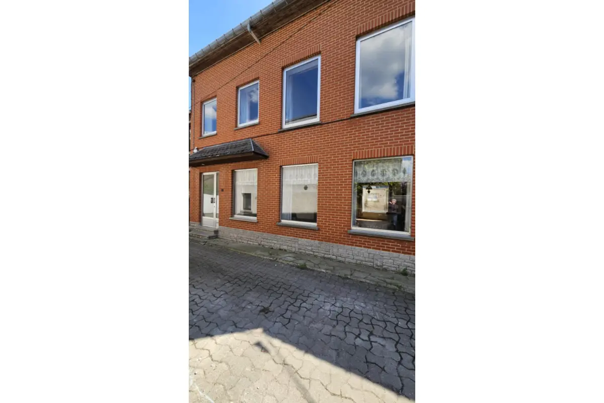 Maison à vendre à Fayt-lez-Manage 7170 105000.00€ 3 chambres m² - annonce 620297