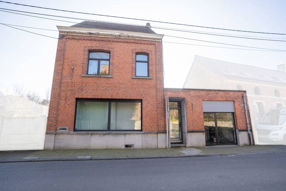Commerce à louer à Neufmaison 7332 1000.00€  chambres 160.00m² - annonce 508412