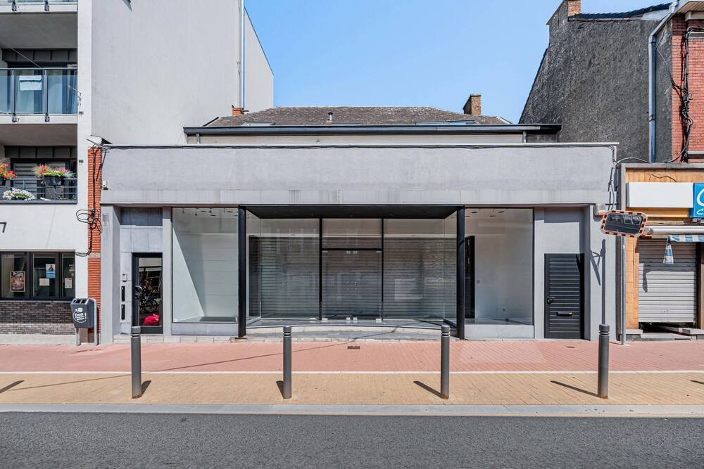 Commerce à à Dour 7370 195000.00€ chambres 339.00m² - annonce 509669