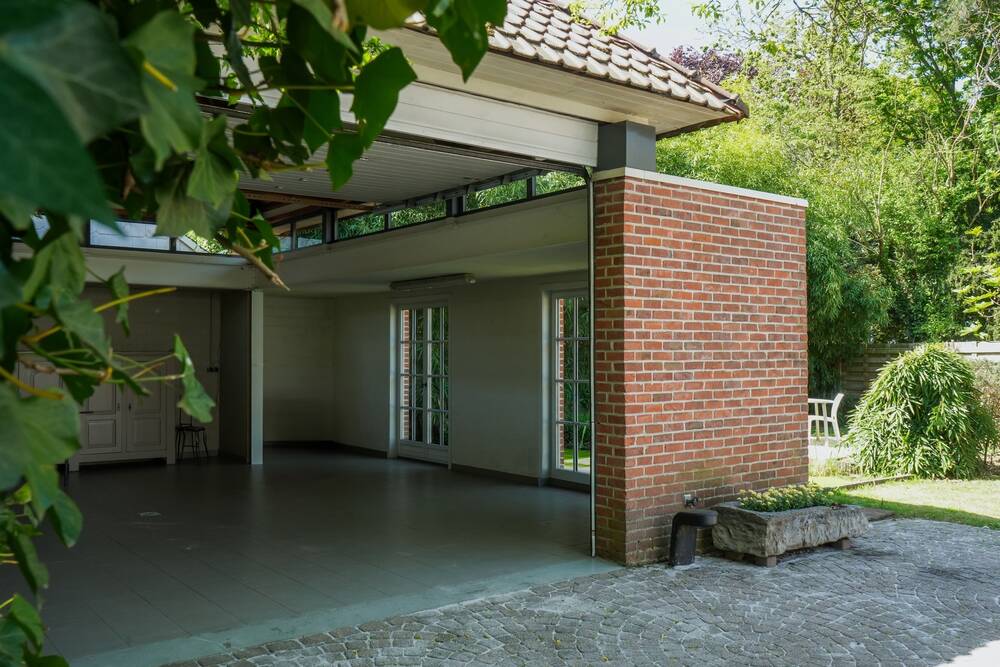 Commerce à vendre à Hérinnes-lez-Pecq 7742 595000.00€ chambres 476.00m² - annonce 511006