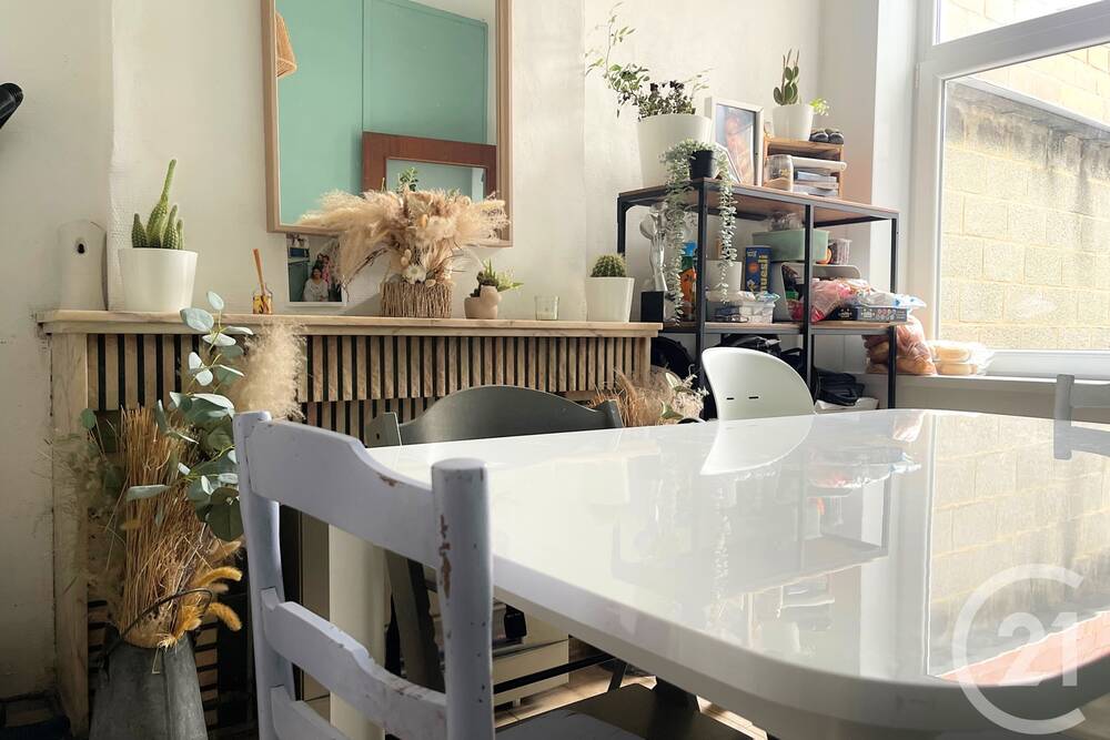 Maison à louer à Cuesmes 7033 715.00€ 2 chambres 72.00m² - annonce 510651