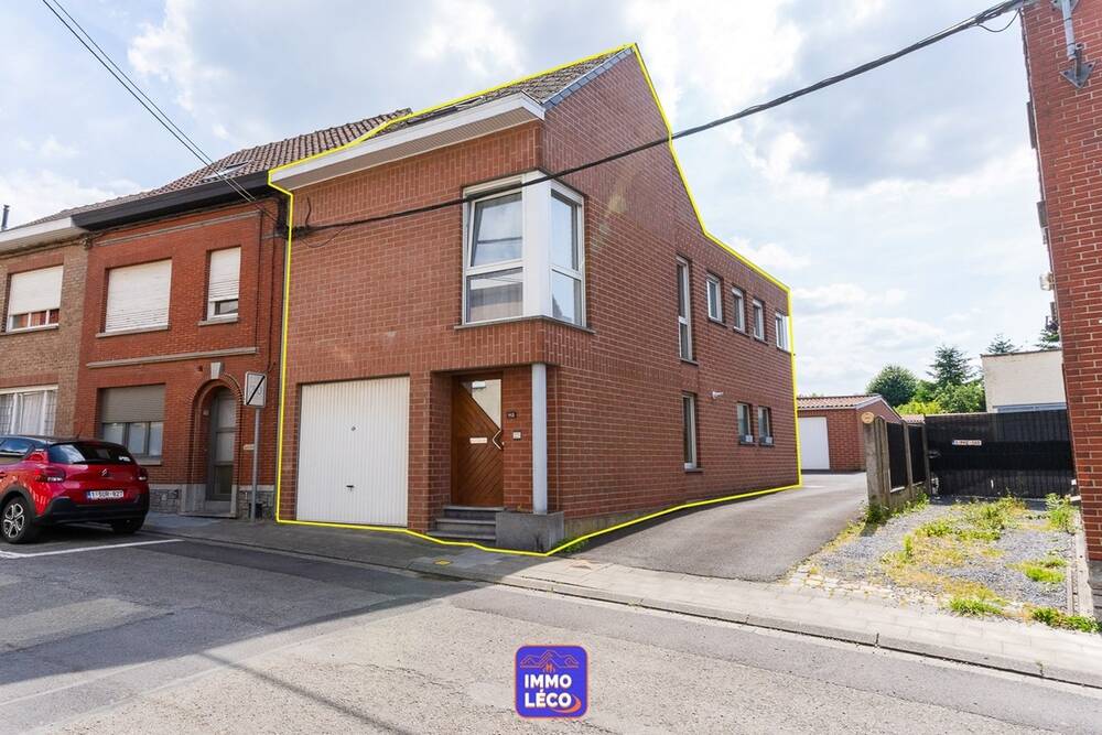 Immeuble de rapport - Immeuble à appartement à vendre à Luingne 7700 250000.00€ 2 chambres 136.00m² - annonce 511113
