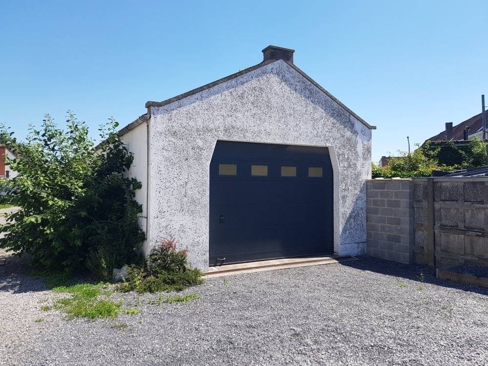 Parking / garage à louer à Tournai 7500 300.00€ chambres m² - annonce 512007
