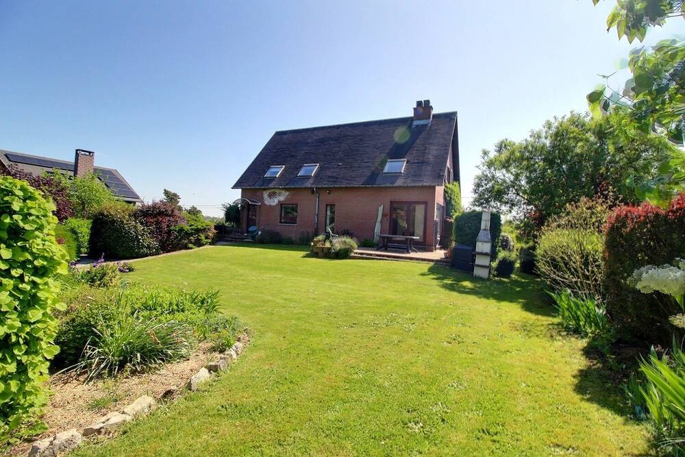 Villa à vendre à Bouffioulx 6200 435000.00€ 3 chambres 170.00m² - annonce 513133