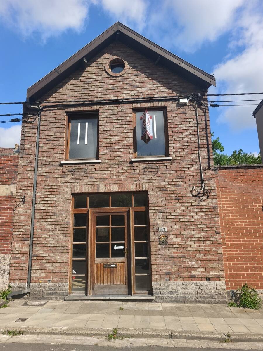 Maison à vendre à Dampremy 6020 99000.00€ 3 chambres m² - annonce 517888