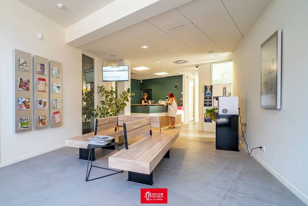 Commerce à  à Tournai 7500 850.00€  chambres 35.00m² - annonce 517809