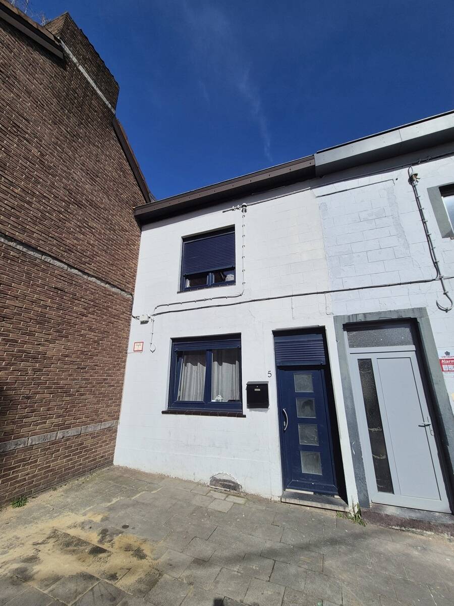 Maison à à Dampremy 6020 140000.00€ 3 chambres 120.00m² - annonce 517180