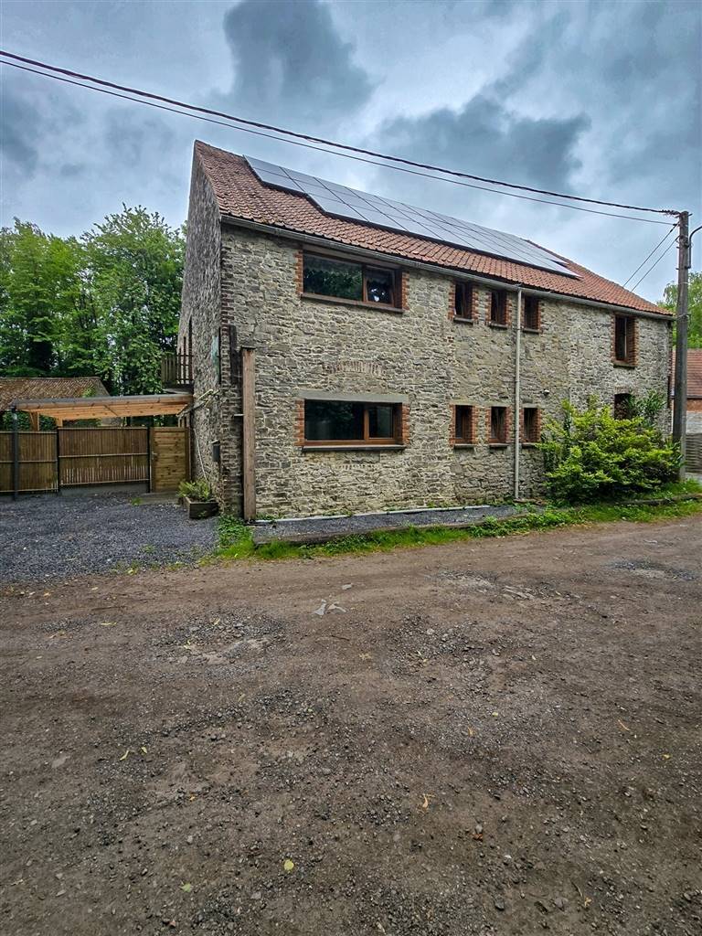 Maison à vendre à Basècles 7971 499000.00€ 6 chambres 258.00m² - annonce 515524