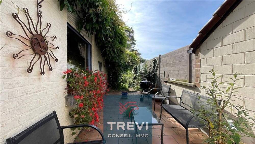 Maison à vendre à Braine-le-Comte 7090 320000.00€ 5 chambres 400.00m² - annonce 515519
