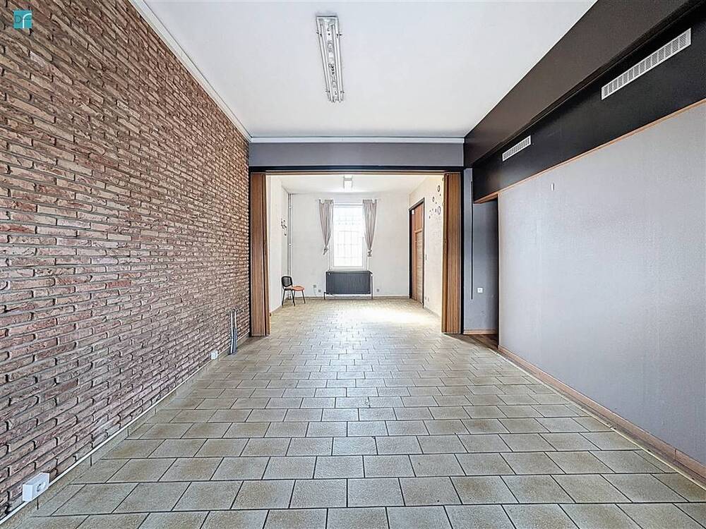 Commerce à louer à Ransart 6043 850.00€ chambres 69.00m² - annonce 515703